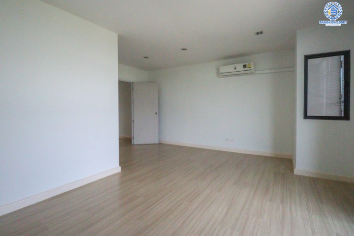 ทาวน์โฮมมือสอง ม. พฤกษาวิลล์65/2 ติวานนท์-ศรีสมาน ทาวน์โฮม3ชั้น สภาพดีมาก เหมือนไม่เคยเข้าอยู่ เนื้อที่ 25.20 ตร.ว. 3 ห้องนอน 3 ห้องน้ำ 2 ที่จอดรถ  สามรถทำเป็นโฮมออฟฟิศได้ บนทำลที่เชื่อมต่อถนน แจ้งวัฒนะ, ปากเกร็ด, ศรีสมาน ใกล้ทางด่วน "ศรีสมาน" จองเลย!